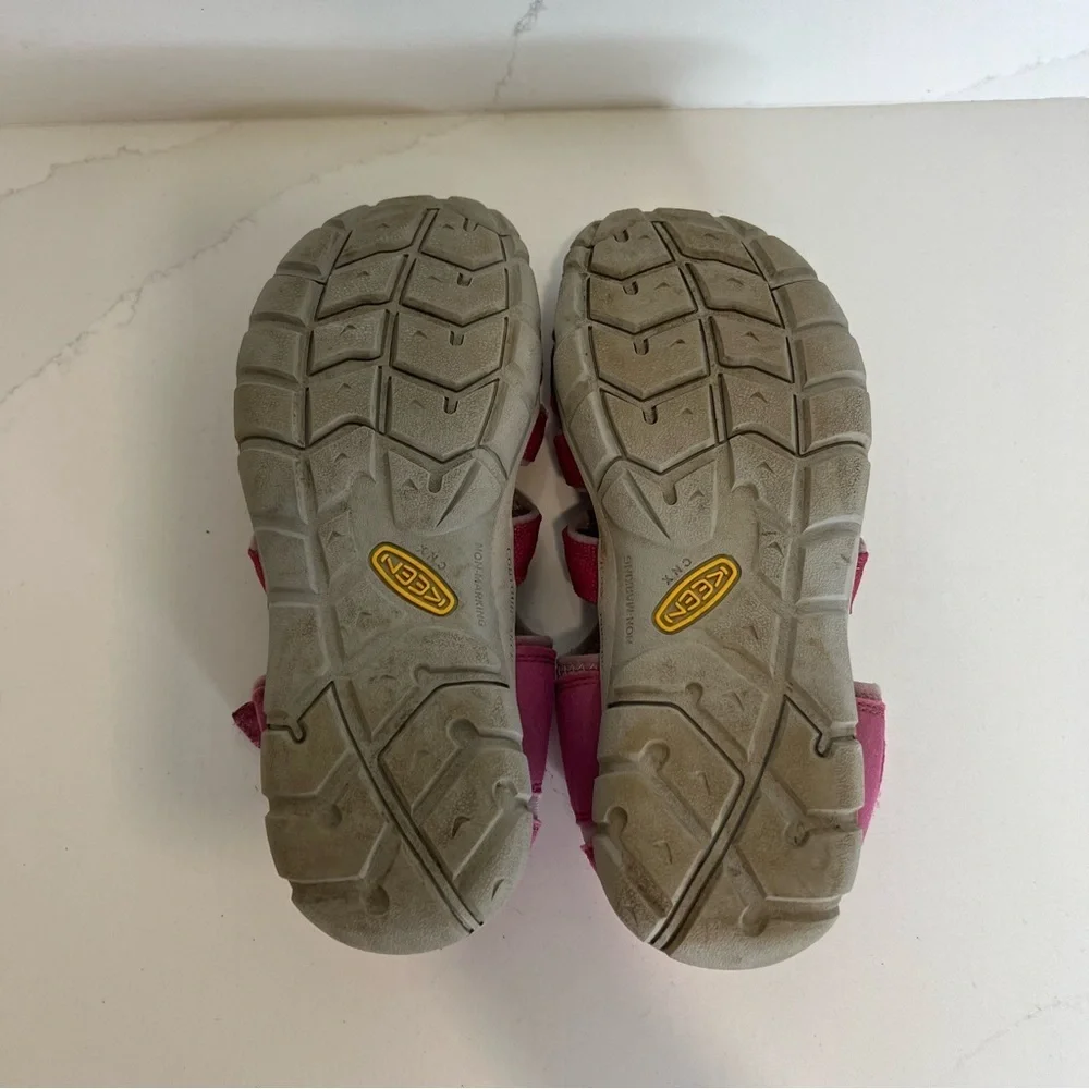 Keen Very Berry Pink Seacamp II CNX Hybrid Water Sport Sandal Waterproof Size 5